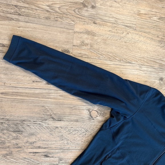 Arc’teryx Delta LT Fleece Jacket - Mens - Blue - XL - EUC - Picture 4 of 8